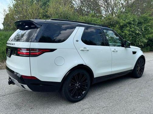 Fuji White 2019 Land Rover Discovery HSE LUXURY