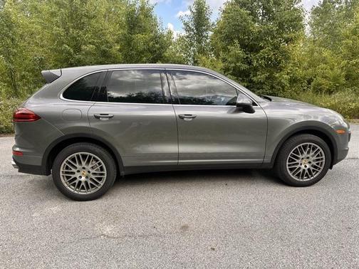 2017 Porsche Cayenne S