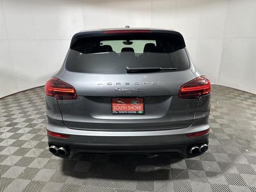 2017 Porsche Cayenne S