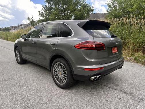 2017 Porsche Cayenne S