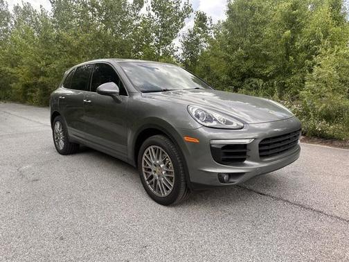 2017 Porsche Cayenne S