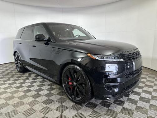 2025 Land Rover Range Rover Sport SE