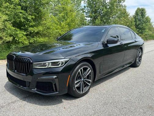 Black Sapphire Metallic 2020 BMW 740 xDrive