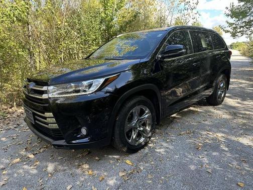 2017 Toyota Highlander Limited Platinum