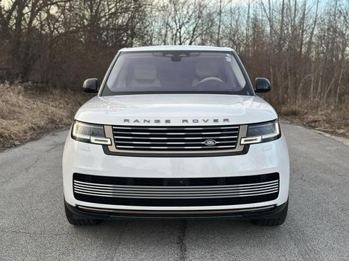 2023 Land Rover Range Rover SV