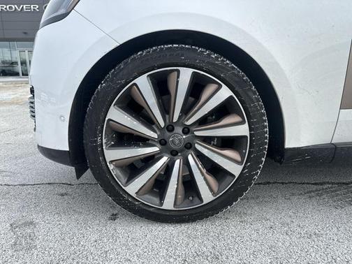 2023 Land Rover Range Rover SV