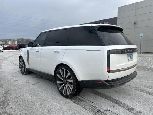 2023 Land Rover Range Rover SV