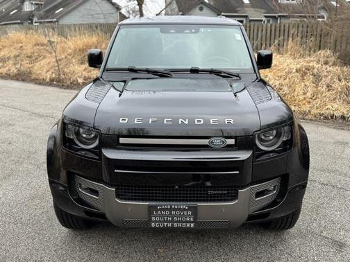 2023 Land Rover Defender 110 X-Dynamic SE