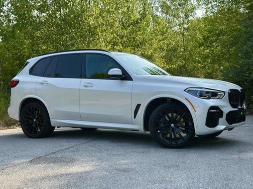 2023 BMW X5 M50i