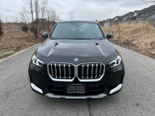 Black Sapphire Metallic 2026 BMW X1 xDrive28i