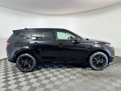 2025 Land Rover Discovery Sport S