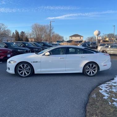 2019 Jaguar XJ R-Sport