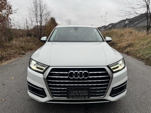 2017 Audi Q7 3.0T Premium