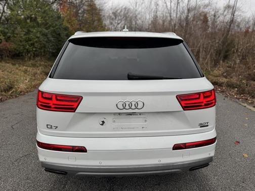 2017 Audi Q7 3.0T Premium