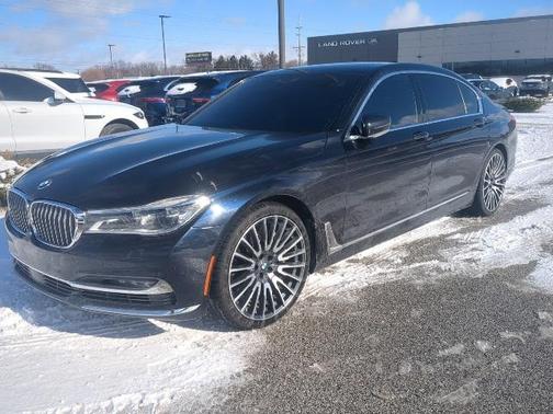 2018 BMW 750 i xDrive