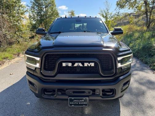 Diamond Black Crystal Pearlcoat 2021 RAM 2500 Power Wagon