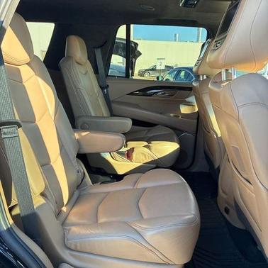 2019 Cadillac Escalade Platinum