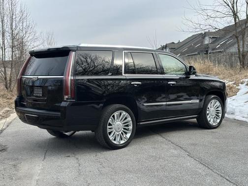 2019 Cadillac Escalade Platinum