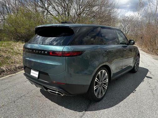 2024 Land Rover Range Rover Sport SE