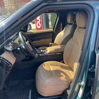 2024 Land Rover Range Rover Sport SE