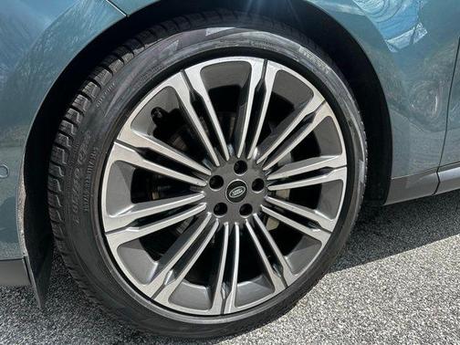 2024 Land Rover Range Rover Sport SE