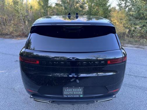 2024 Land Rover Range Rover Sport SE