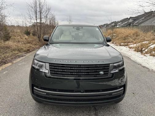 2026 Land Rover Range Rover P400 SE 7 Seat