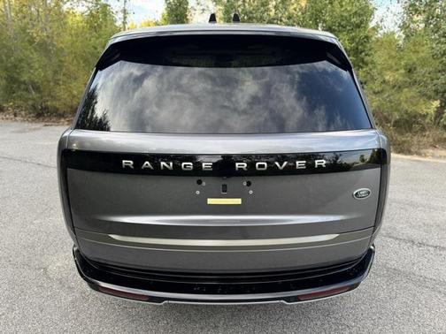 2023 Land Rover Range Rover P400 SE