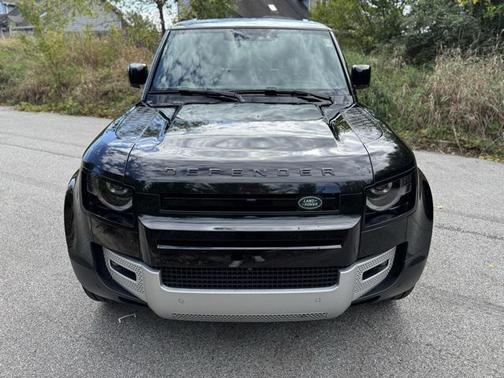 2024 Land Rover Defender 110 P400 S