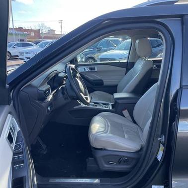 2020 Ford Explorer Platinum