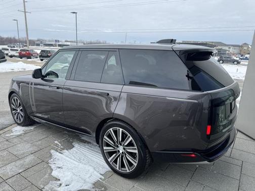 2023 Land Rover Range Rover P400 SE