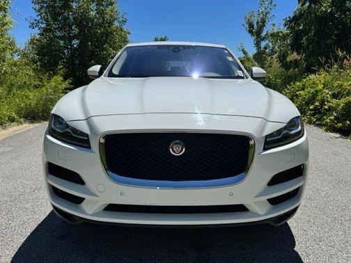Polaris White 2017 Jaguar F-PACE 35t Prestige