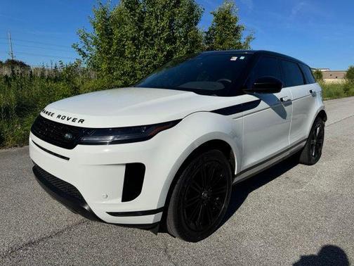 Fuji White 2024 Land Rover Range Rover Evoque Core S