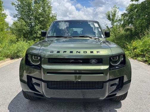 Woolstone Green Metallic 2026 Land Rover Defender X-Dynamic SE