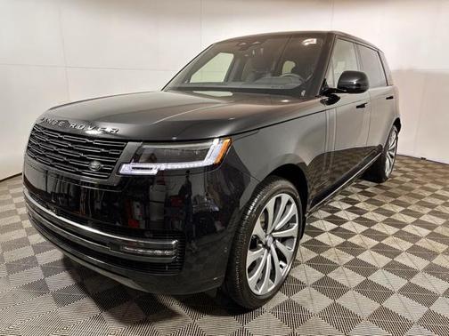 2025 Land Rover Range Rover P530 SE 7 Seat