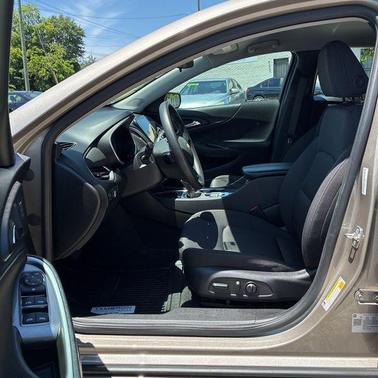 Mineral Gray Metallic 2024 Chevrolet Malibu FWD 1LT
