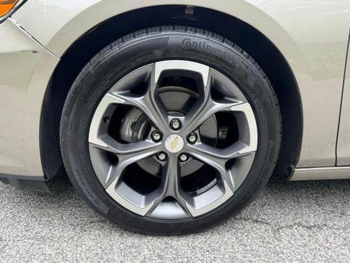 Mineral Gray Metallic 2024 Chevrolet Malibu FWD 1LT