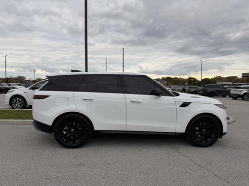 2025 Land Rover Range Rover Sport SE
