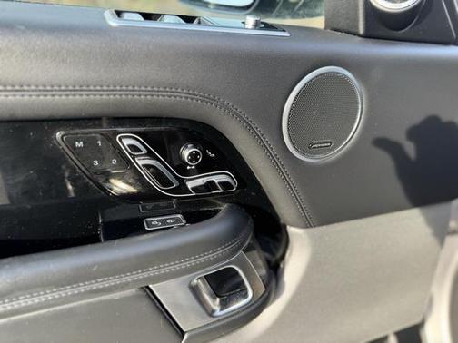 2020 Land Rover Range Rover 3.0L V6 Supercharged HSE