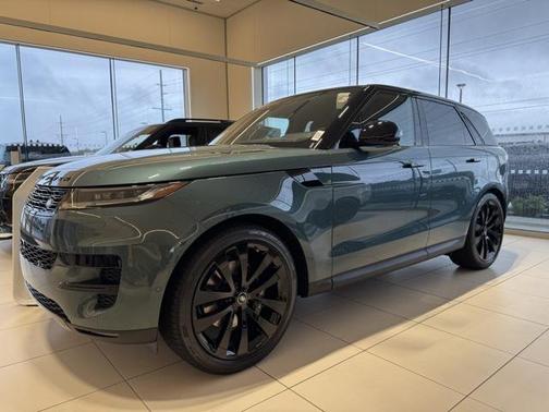 2025 Land Rover Range Rover Sport SE