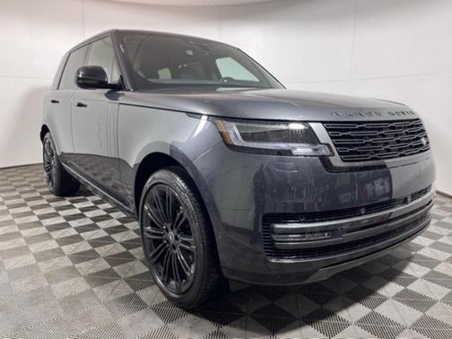 2025 Land Rover Range Rover P530 SE