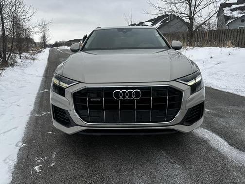 2020 Audi Q8 55 Premium Plus