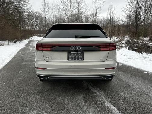 2020 Audi Q8 55 Premium Plus