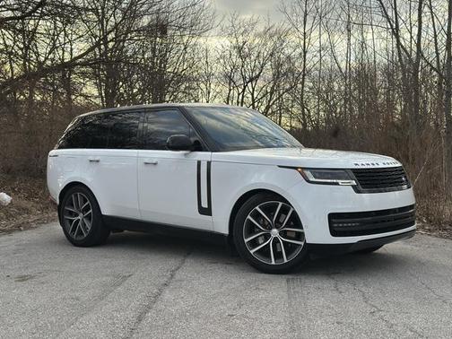 2025 Land Rover Range Rover P400 SE