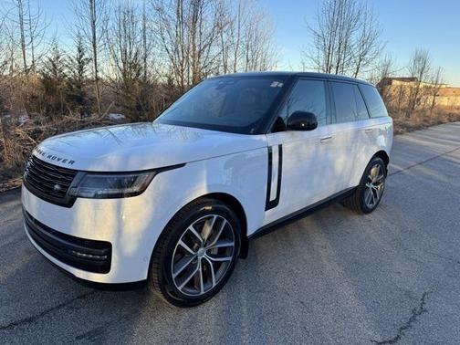 2025 Land Rover Range Rover P400 SE