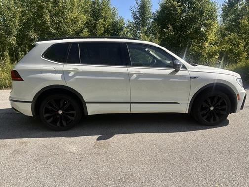 2021 Volkswagen Tiguan 2.0T SE R-Line Black 4MOTION