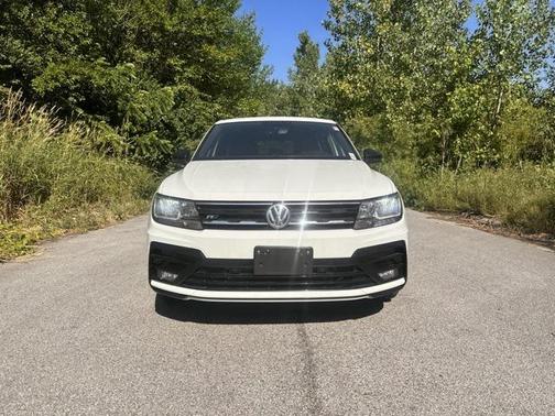 2021 Volkswagen Tiguan 2.0T SE R-Line Black 4MOTION