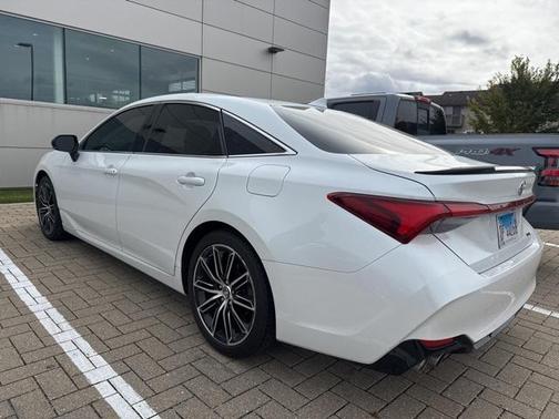 2019 Toyota Avalon XSE