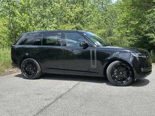 2025 Land Rover Range Rover P400 SE 7 Seat