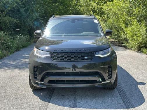 2025 Land Rover Discovery P360 Dynamic SE